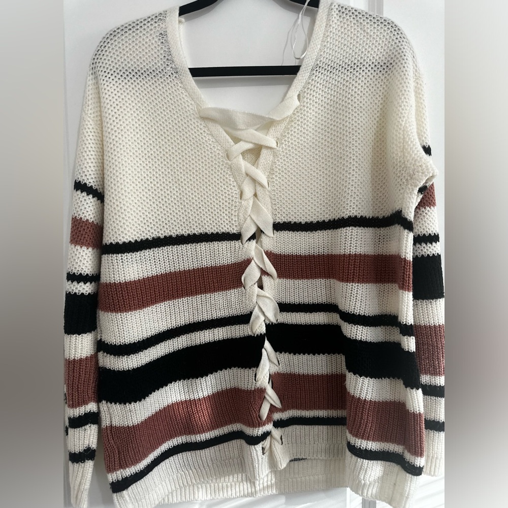 Sweater with braided back